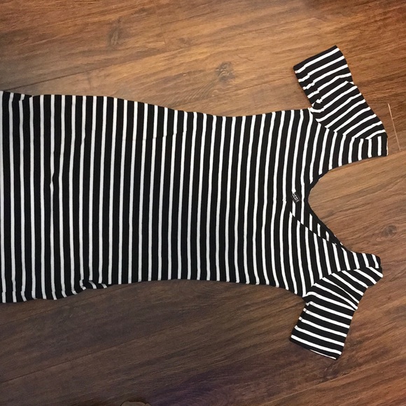 Black and white tight fitted dress, super cute! - Picture 1 of 2